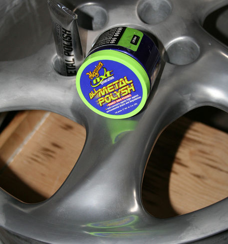 lestenka_na_kov_meguiars_NXT_Generation_All_Metal_Polysh_2