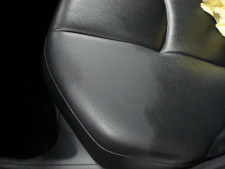 obrusky_Gold_Class_Rich_Leather_Wipes_2