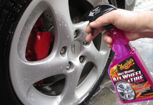 cistic_a_lestenka_pneumatiky_meguiars_Hot_Rims_All_Wheel_Cleaner_2